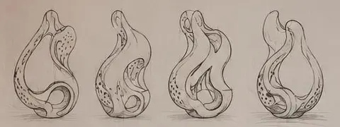 Cuatro bocetos a lápiz de una lámpara orgánica que sube como llama, con perforaciones.